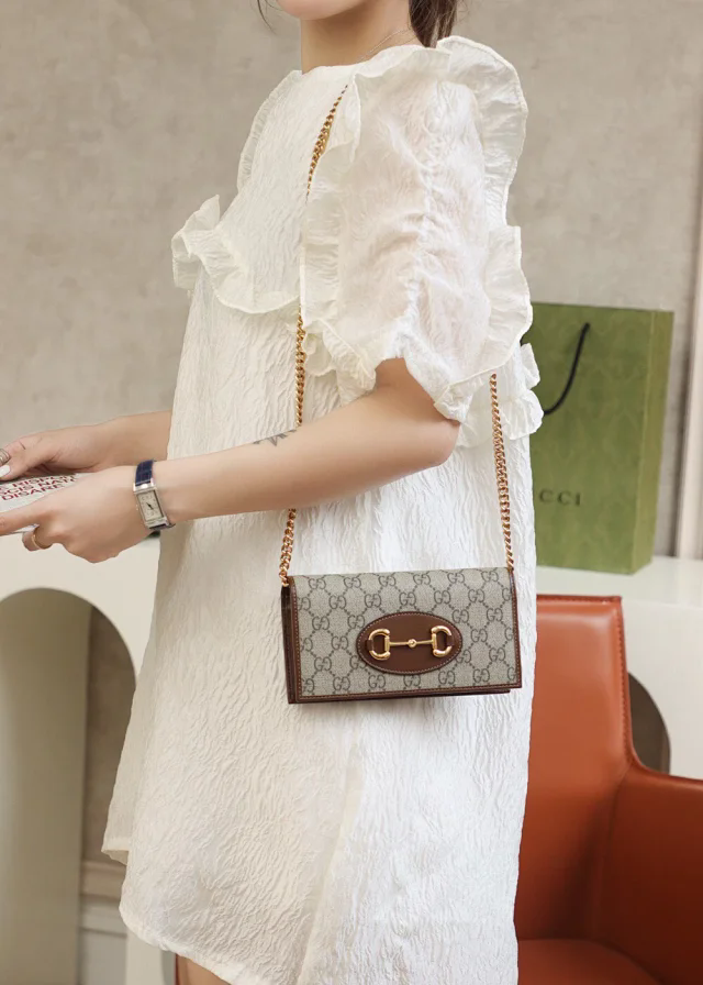 【GUCCI】グッチ スーパーコピー 1955ホースビット チェーン付きウォレット ブラウン（621892 92TCG 8563）