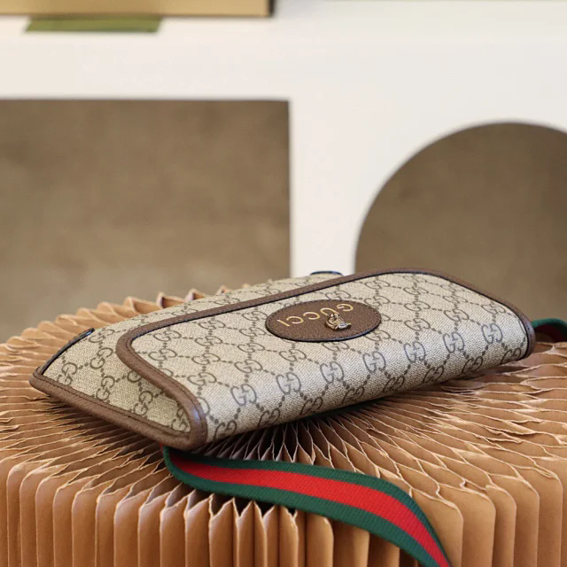 【GUCCI】グッチ スーパーコピー ネオヴィンテージ GGスプリーム ベルトバッグ（493930 9C2VT 8745）