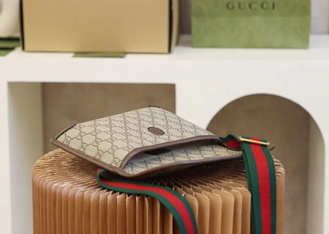 【GUCCI】グッチ スーパーコピー ネオヴィンテージ GGスプリーム ベルトバッグ（493930 9C2VT 8745）