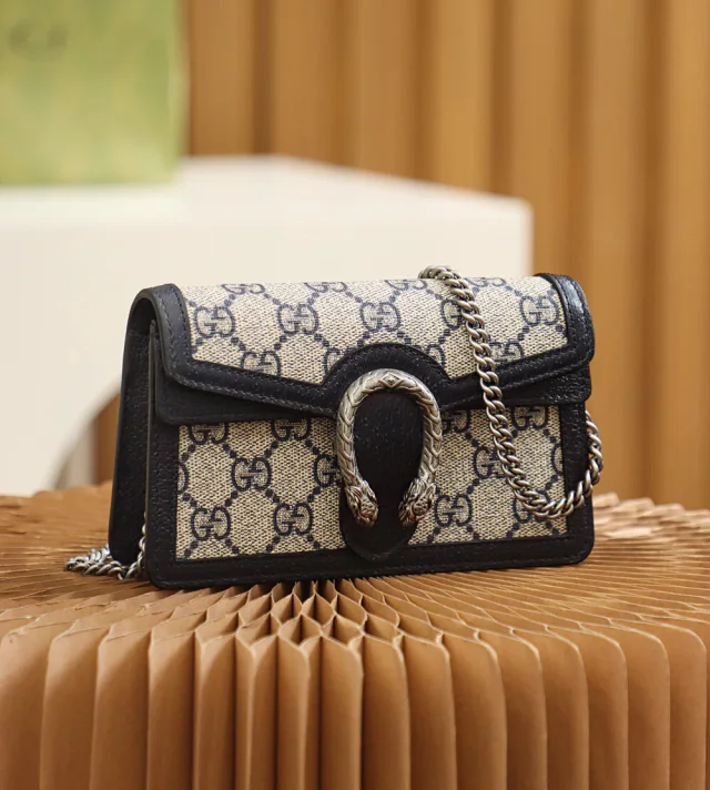 【GUCCI】グッチ スーパーコピー 〔ディオニュソス〕スモール チェーン ショルダーバッグ（499623 K9GSN 4075）