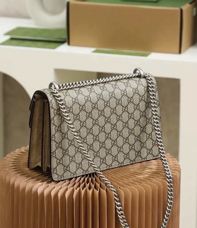 【GUCCI】グッチ スーパーコピー〔ディオニュソス〕スモール ショルダーバッグ（400249 KHNRN 8642）