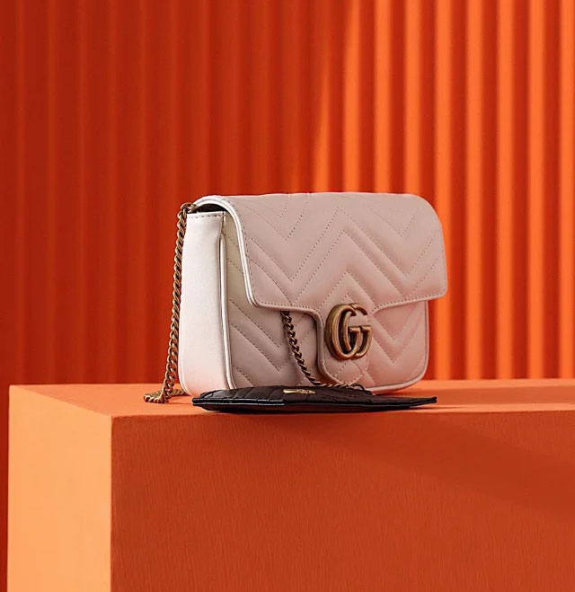 【GUCCI】グッチ スーパーコピー〔GGマーモント〕スーパーミニバッグ ホワイト（751526 AACCE 9053）