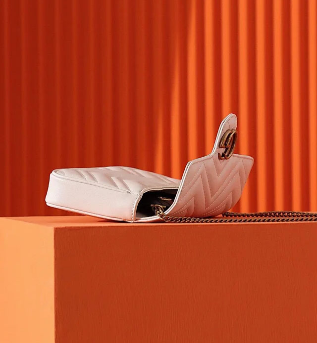 【GUCCI】グッチ スーパーコピー〔GGマーモント〕スーパーミニバッグ ホワイト（751526 AACCE 9053）