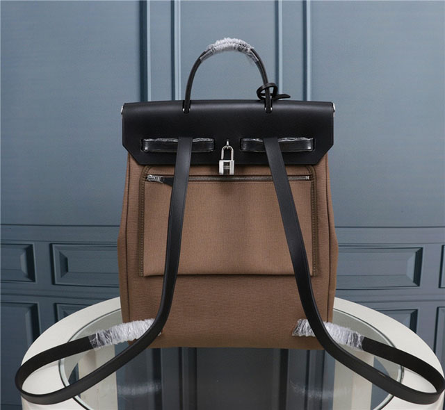  【HERMES】エルメス スーパーコピー エールバッグ・ア・ド・ジップ・リターン バックパック ブラウン（（H077671CK）