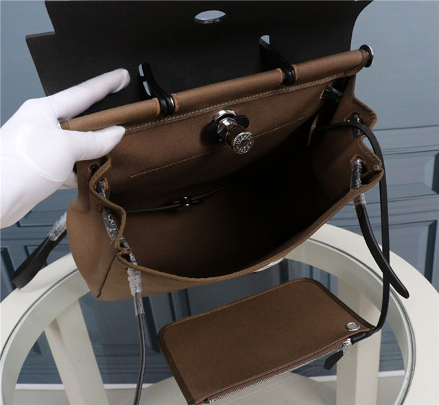  【HERMES】エルメス スーパーコピー エールバッグ・ア・ド・ジップ・リターン バックパック ブラウン（（H077671CK）