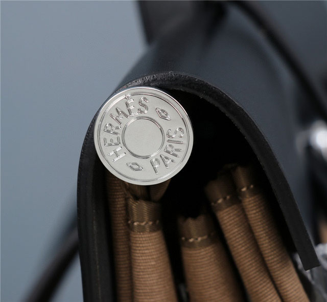 【HERMES】エルメス スーパーコピー エールバッグ・ア・ド・ジップ・リターン バックパック ブラウン（（H077671CK）