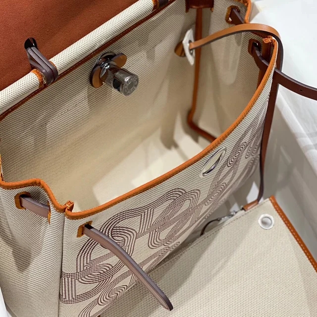 【HERMES】エルメス スーパーコピー エールバッグ・ジップ 31 ルトゥルネ ベージュ（H084264CCAF）