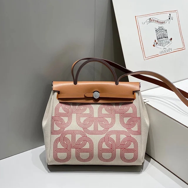 【HERMES】エルメス スーパーコピー エールバッグ・ジップ 31 ルトゥルネ ベージュ（H084264）