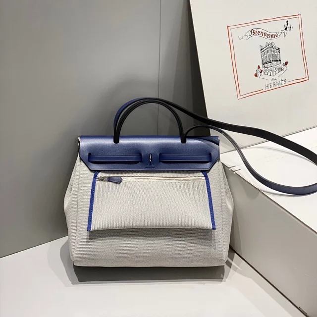 【HERMES】エルメス スーパーコピー エールバッグ・ジップ 31 ルトゥルネ ブルー サファイア（H083407CKAA）