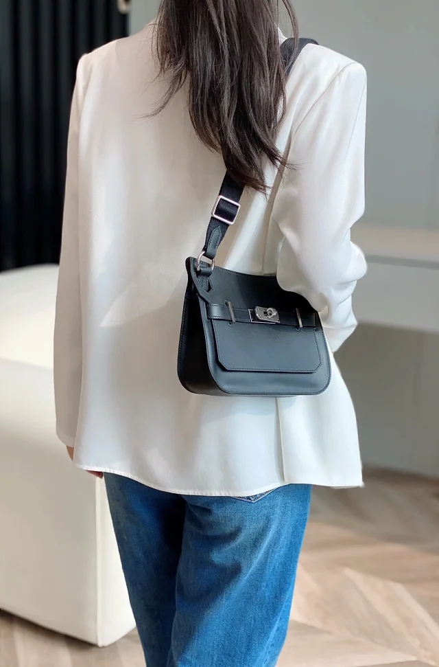 【HERMES】エルメス スーパーコピー ジプシエール ミニ ショルダーバッグ ブラック（H084049CCAA）