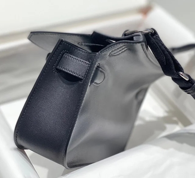 【HERMES】エルメス スーパーコピー ジプシエール ミニ ショルダーバッグ ブラック（H084049CCAA）