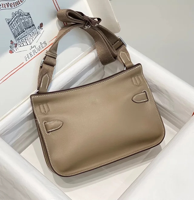 【HERMES】エルメス スーパーコピー ジプシエール ミニ ショルダーバッグ エトゥープ（H084047CKAG）