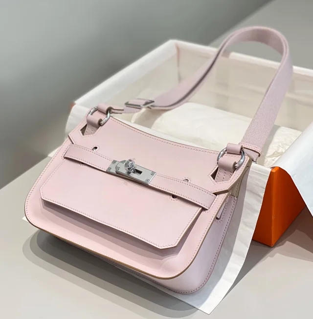 【HERMES】エルメス スーパーコピー ジプシエール ミニ ショルダーバッグ ライトピンク（H084047CC）