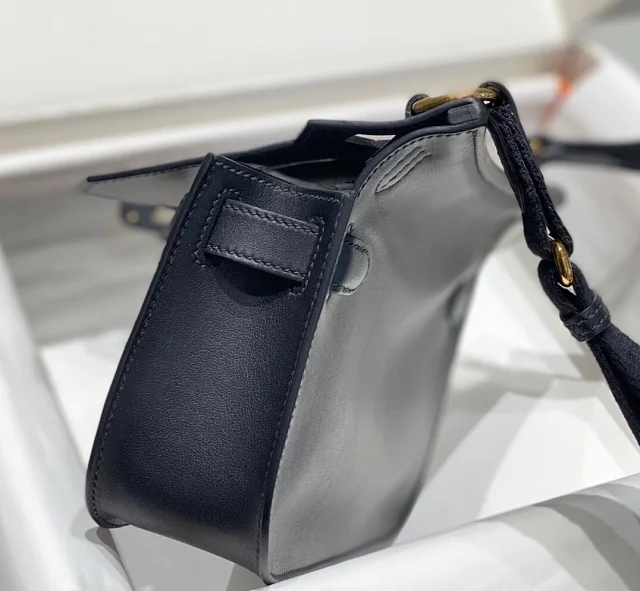 【HERMES】エルメス スーパーコピー ジプシエール ミニ ショルダーバッグ ブラック（H084049CCAA）