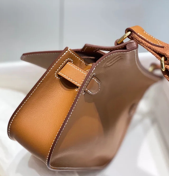 【HERMES】エルメス スーパーコピー ジプシエール ミニ ショルダーバッグ ブラウン（H084047CCAA）