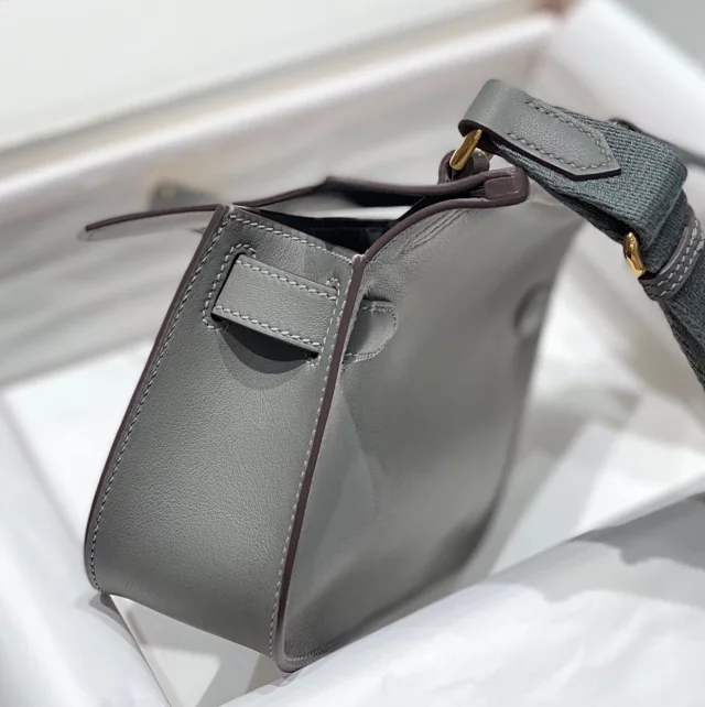 【HERMES】エルメス スーパーコピー ジプシエール ミニ ショルダーバッグ グレー（H084047CCAO）