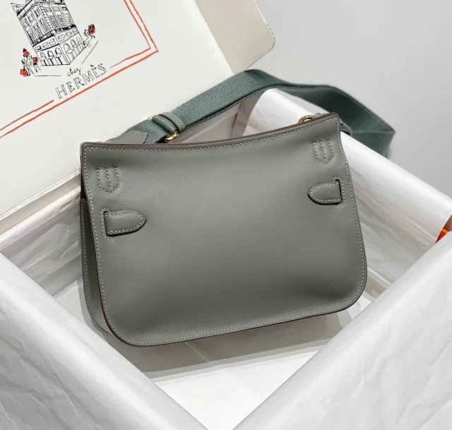 【HERMES】エルメス スーパーコピー ジプシエール ミニ ショルダーバッグ グレー（H084047CCAO）