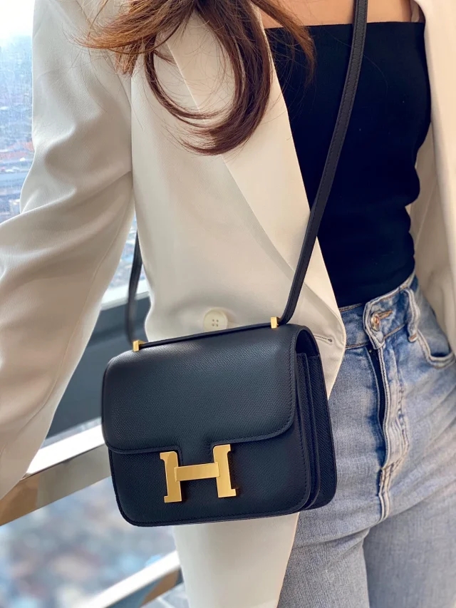 【HERMES】エルメス スーパーコピー コンスタンスミニ 18 ショルダーバッグ ブラック（H083905CD89）