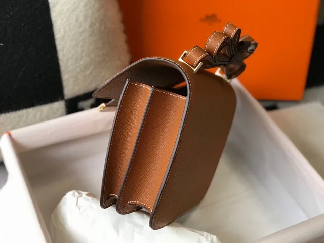 【HERMES】エルメス スーパーコピー コンスタンスミニ 18 ショルダーバッグ ブラウン（H083905CD89）