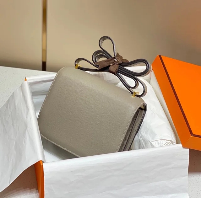 【HERMES】エルメス スーパーコピー コンスタンスミニ 18 ショルダーバッグ グレー（H083905CD89）