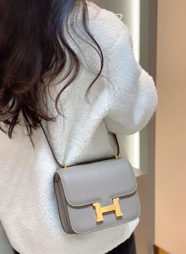 【HERMES】エルメス スーパーコピー コンスタンスミニ 18 ショルダーバッグ グレー（H083905CD89）