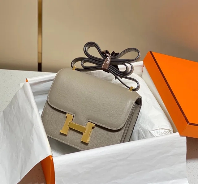 【HERMES】エルメス スーパーコピー コンスタンスミニ 18 ショルダーバッグ グレー（H083905CD89）