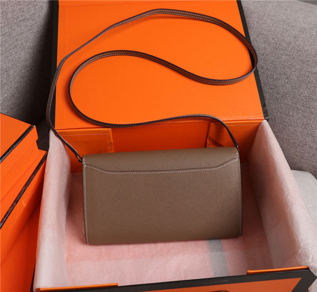 【HERMES】エルメス スーパーコピー コンスタンストゥーゴー ショルダーバッグ エトゥープ（H080125CK18）