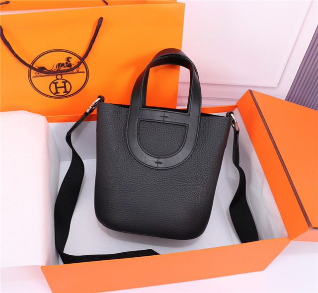 【HERMES】エルメス スーパーコピー インザループ 18 バッグ ノワール（H084274CKAC）
