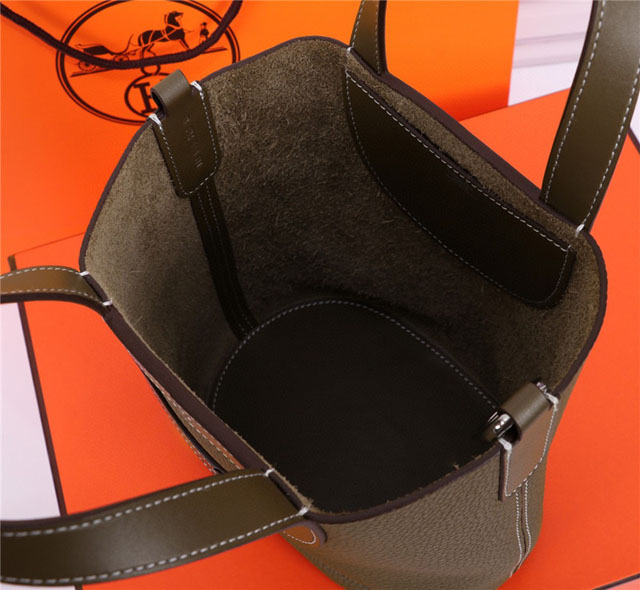 【HERMES】エルメス スーパーコピー インザループ 18 バッグ ブラウン（H084274CKAB）