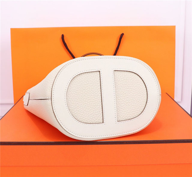 【HERMES】エルメス スーパーコピー インザループ 18 バッグ ホワイト（H084274CCAU）