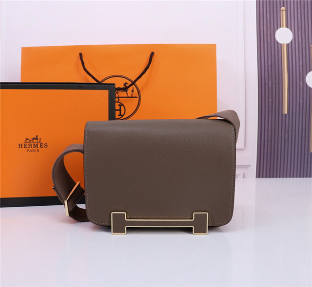 【HERMES】エルメス スーパーコピー ゲタ ショルダーバッグ エトゥープ（H083052CKAE）
