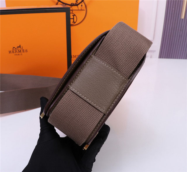 【HERMES】エルメス スーパーコピー ゲタ ショルダーバッグ エトゥープ（H083052CKAE）