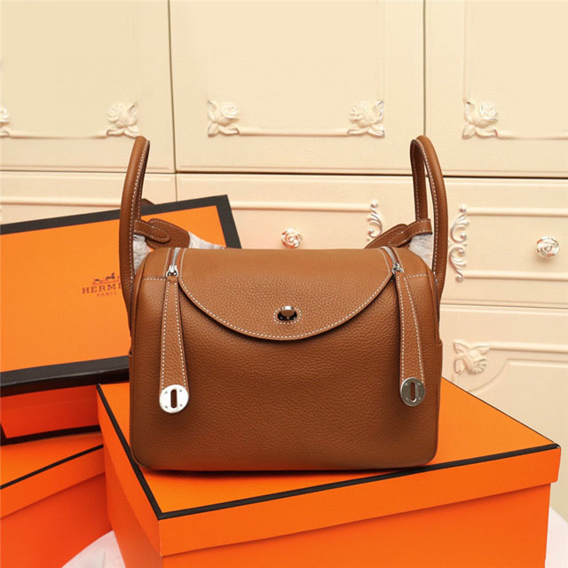 【HERMES】エルメス スーパーコピー リンディ 26 ハンドバッグ ゴールドブラウン（H073428CK37）