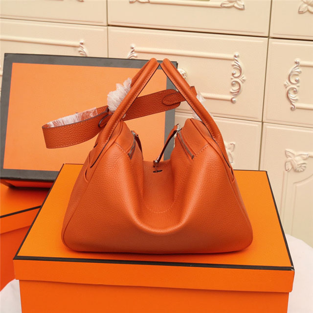 【HERMES】エルメス スーパーコピー リンディ 26 ハンドバッグ オレンジ（H073428CK）