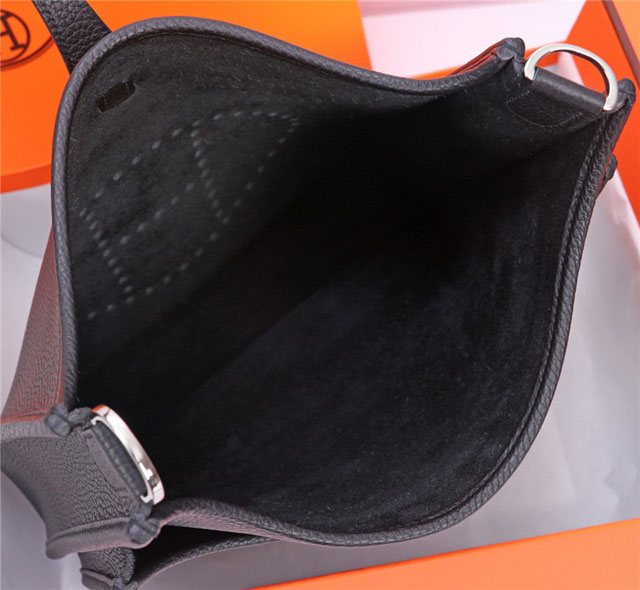 【HERMES】エルメス スーパーコピー エヴリンIII ハンドバッグ ノワール（H056277CK89）