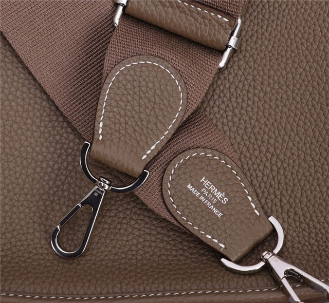 【HERMES】エルメス スーパーコピー エヴリンIII ハンドバッグ エトゥープ（H056277CK18）