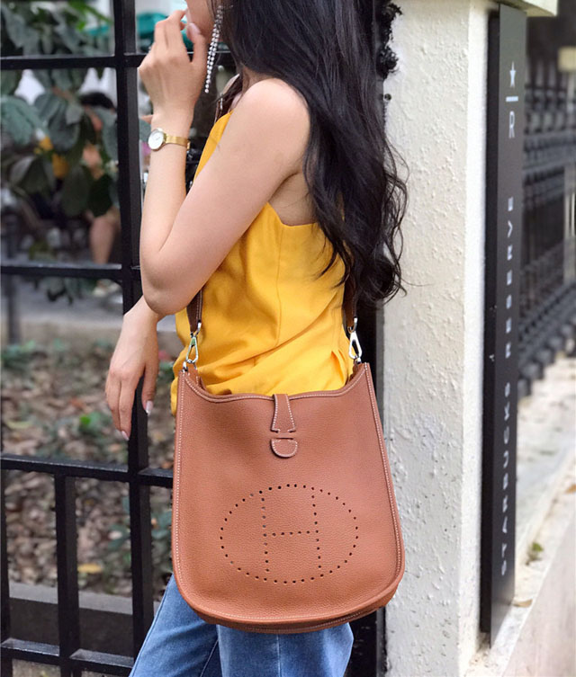 【HERMES】エルメス スーパーコピー エヴリンIII ハンドバッグ ブラウン（H056277CK37）