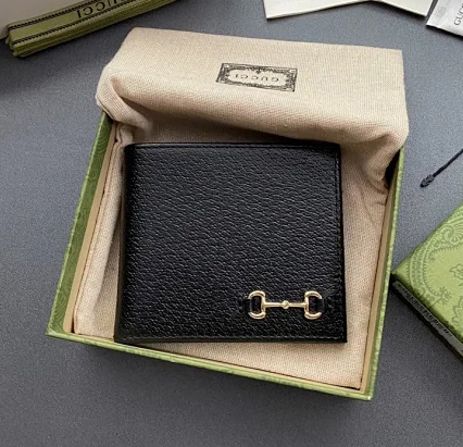 【GUCCI】グッチ ホースビット 二つ折りウォレット （700462 DJ20G 1000）