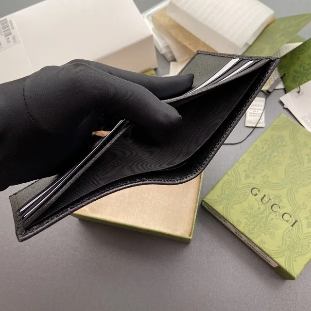 【GUCCI】グッチ ホースビット 二つ折りウォレット （700462 DJ20G 1000）