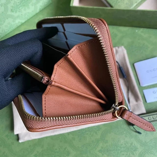 【GUCCI】グッチ〔ダイアナ〕ブラウン ジップアラウンド ウォレット（658634 17Q0T 2535）