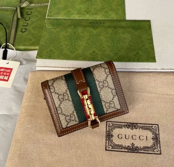 【GUCCI】グッチ 〔ジャッキー 1961〕カードケース ウォレット（コイン＆紙幣入れ付き）ブラウン（645536 HUHHG 8565）