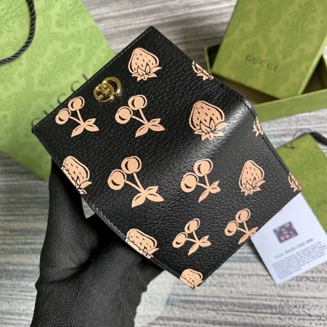 【GUCCI】グッチ〔GGマーモント〕ベリー カードケース ウォレット ブラック（456126 1T5ZG 1170）
