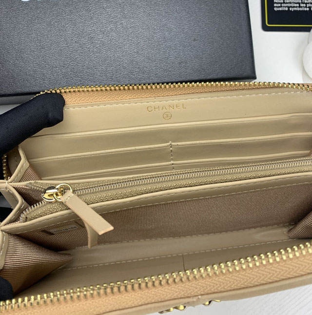 【CHANEL】シャネル 19 ロング ジップ ウォレット アプリコット（AP0948）