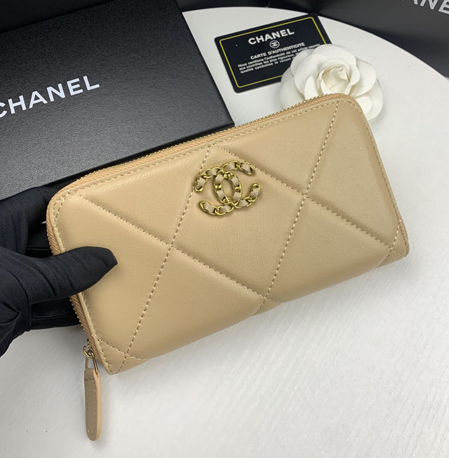 【CHANEL】シャネル 19 ロング ジップ ウォレット アプリコット（AP0948）