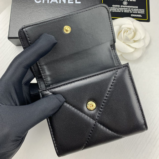 【CHANEL】シャネル CCロゴ 三つ折り財布 ブラック（AP0956）
