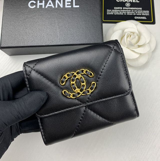 【CHANEL】シャネル CCロゴ 三つ折り財布 ブラック（AP0956）