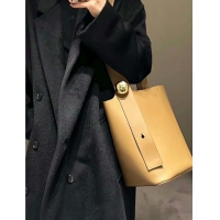 【LOEWE】ロエベ スーパーコピー ペブル バケットバッグ ミディアム（メローカーフ）オーク AANBBBWX01