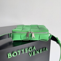 【BOTTEGA VENETA】ボッテガヴェネタ スーパーコピー カセット カメラバッグ パラキート（730027）