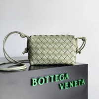 【BOTTEGA VENETA】ボッテガヴェネタ スーパーコピー ミニ ループ カメラバッグ(680254V1G112916)