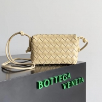 【BOTTEGA VENETA】ボッテガヴェネタ スーパーコピー ミニ ループ カメラバッグ(680254V1G112700)